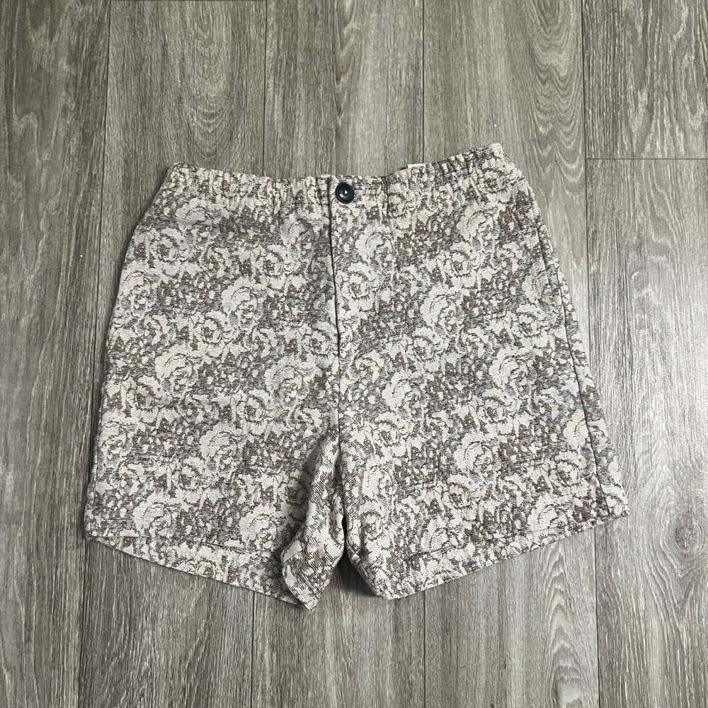 Zara’s Men’s Textured Shorts Size M